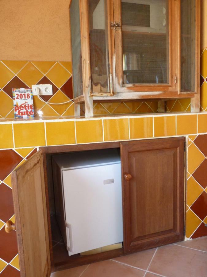 Mas Des Oliviers Bed & Breakfast Saint-Marc-Jaumegarde Dış mekan fotoğraf